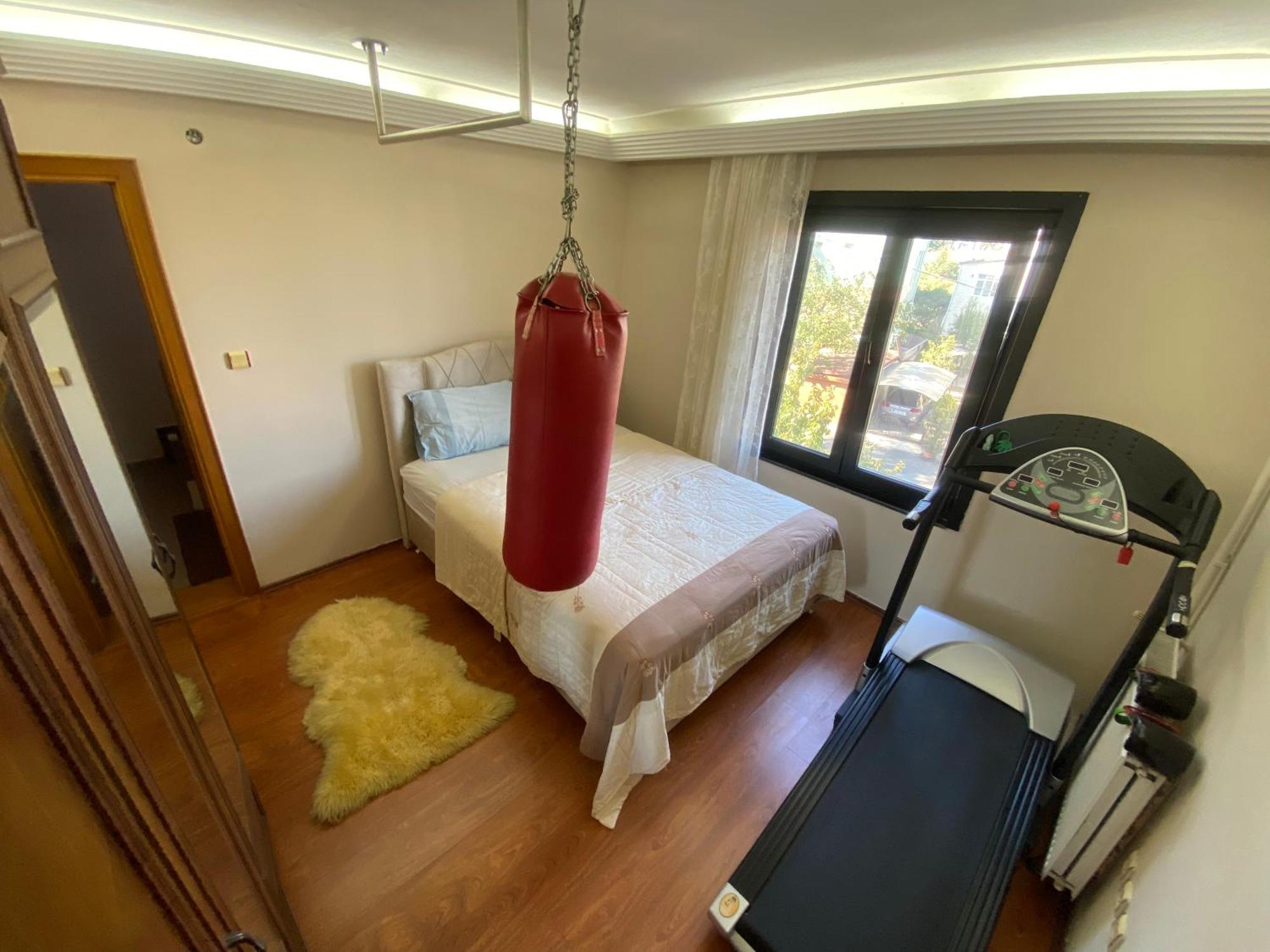 Bogaz'inda, Bahceli, 5 Katli Villa-500m2